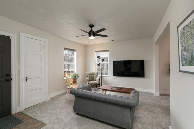 1725 E Lombard Street, Springfield, MO 65802