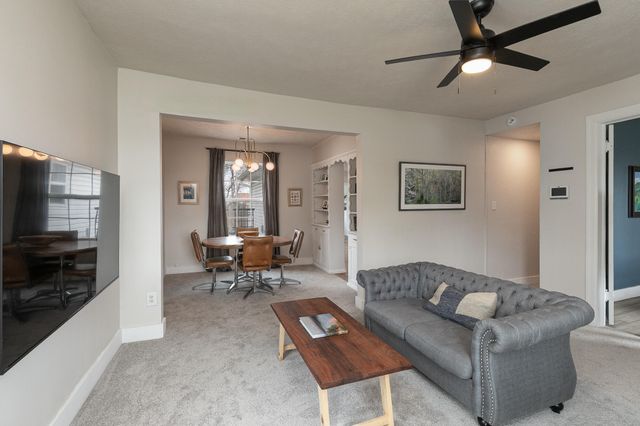 1725 E Lombard Street, Springfield, MO 65802