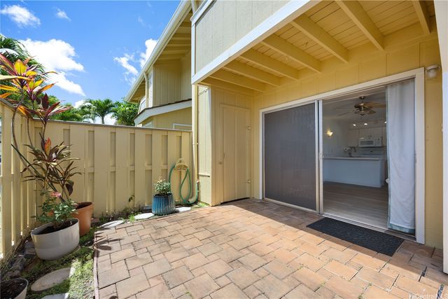 94-1031 Kaukahi Place G4, Waipahu, HI 96797