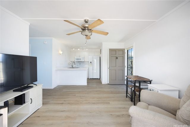 94-1031 Kaukahi Place G4, Waipahu, HI 96797
