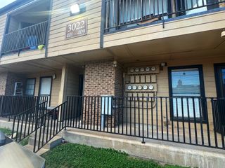 3022 Forest Lane 402, Dallas, TX 75234