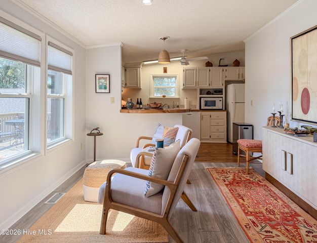 1676 Kings Landing Road, Hampstead, NC 28443