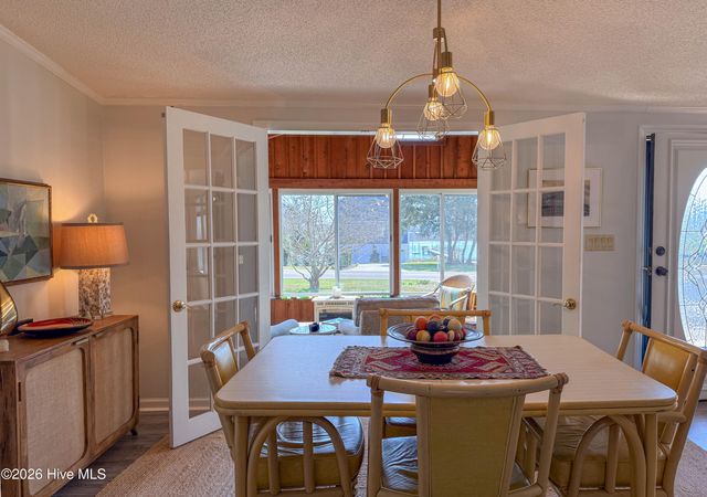 1676 Kings Landing Road, Hampstead, NC 28443