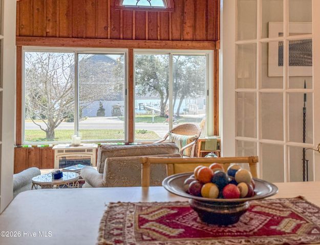 1676 Kings Landing Road, Hampstead, NC 28443