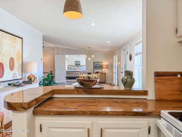 1676 Kings Landing Road, Hampstead, NC 28443