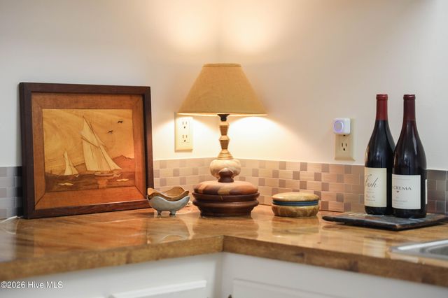 1676 Kings Landing Road, Hampstead, NC 28443