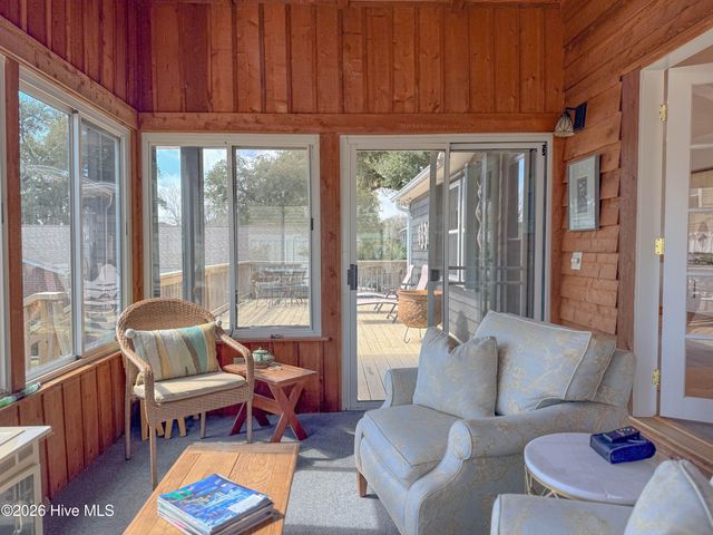 1676 Kings Landing Road, Hampstead, NC 28443