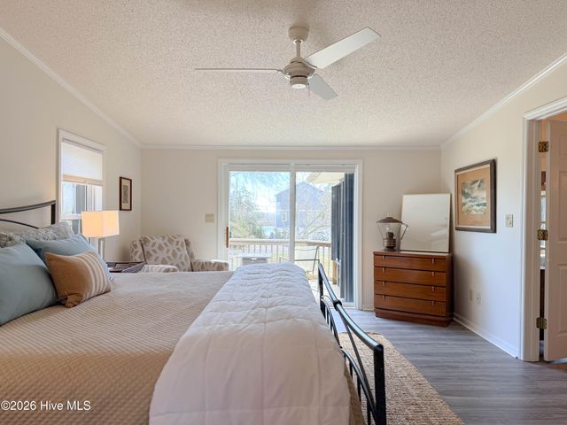 1676 Kings Landing Road, Hampstead, NC 28443