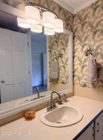 1676 Kings Landing Road, Hampstead, NC 28443