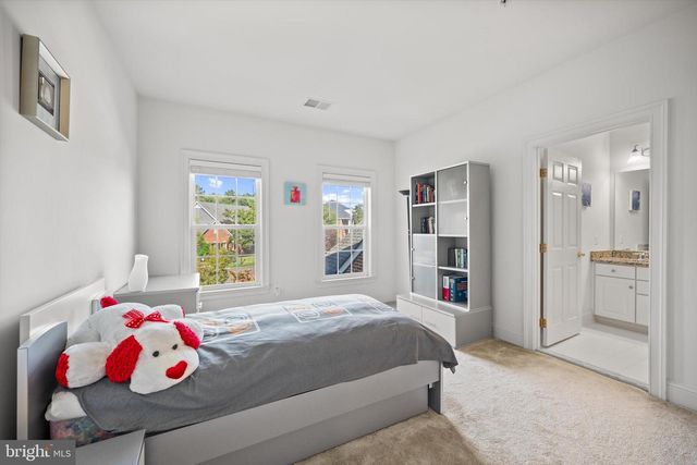 12321 GREENBRIAR BRANCH DR, Potomac, MD 20854