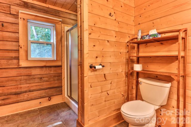 2811 Poplar Creek Road, Green Mountain, NC 28740