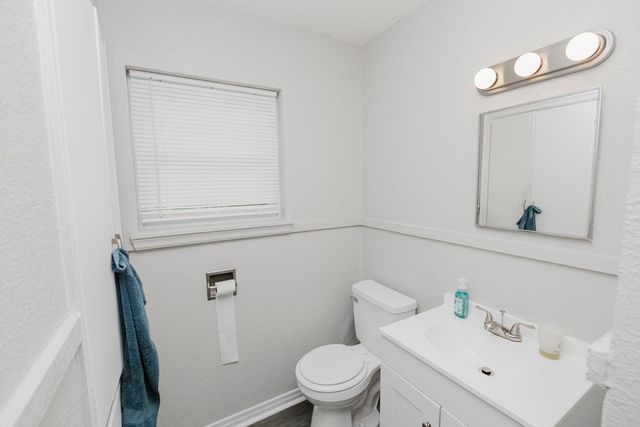 604-610 S Hunter, Wichita, KS 67207