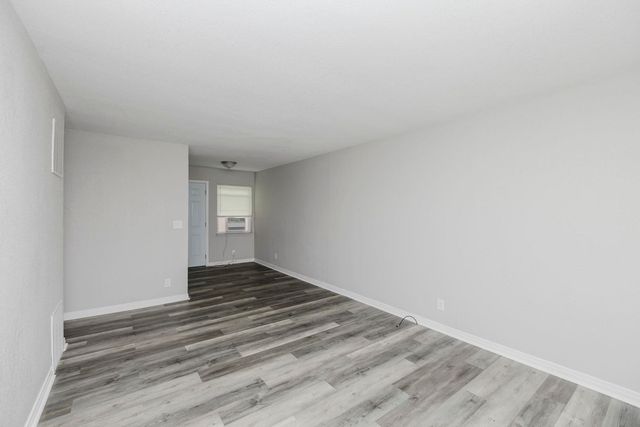 604-610 S Hunter, Wichita, KS 67207
