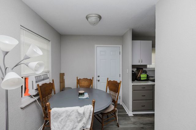 604-610 S Hunter, Wichita, KS 67207
