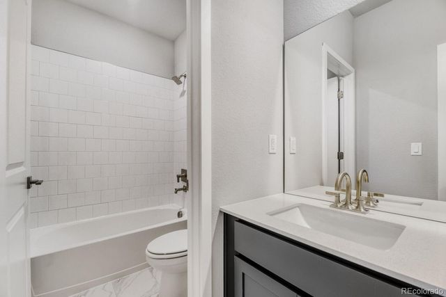 5552 Stone Harbor Drive, Elizabeth, CO 80107