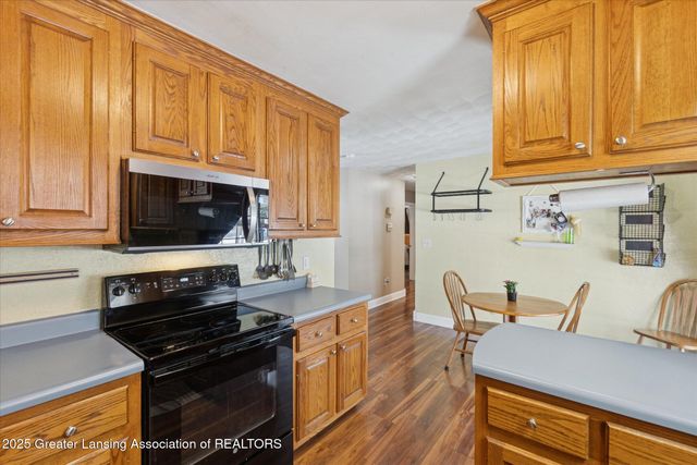 12684 Airport Road, Dewitt, MI 48820