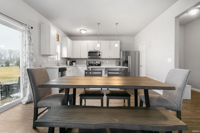 28592 Golden Pond Trail, Elkhart, IN 46514