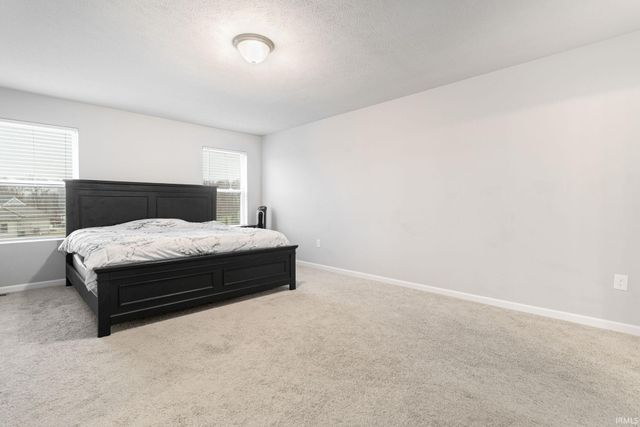 28592 Golden Pond Trail, Elkhart, IN 46514