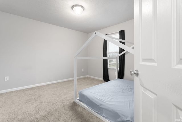 28592 Golden Pond Trail, Elkhart, IN 46514