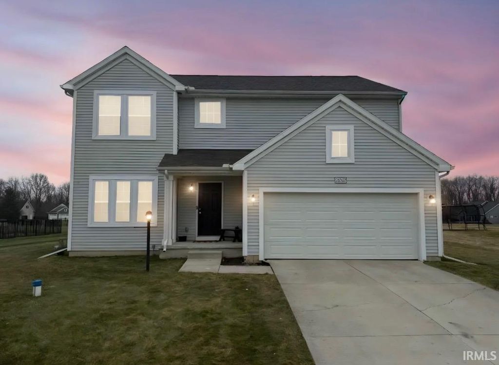 28592 Golden Pond Trail, Elkhart, IN 46514