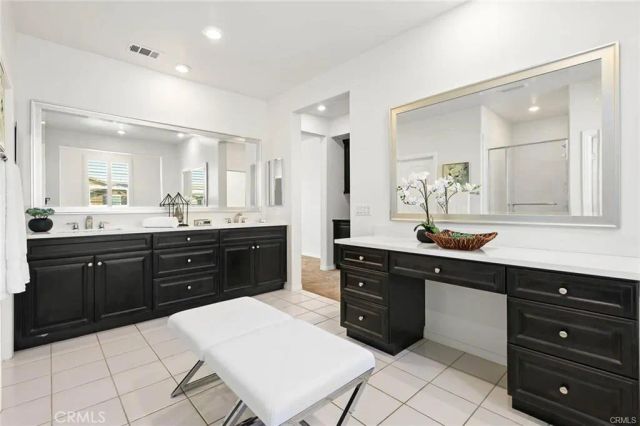 6989 La Rochelle Way, Chino, CA 91710