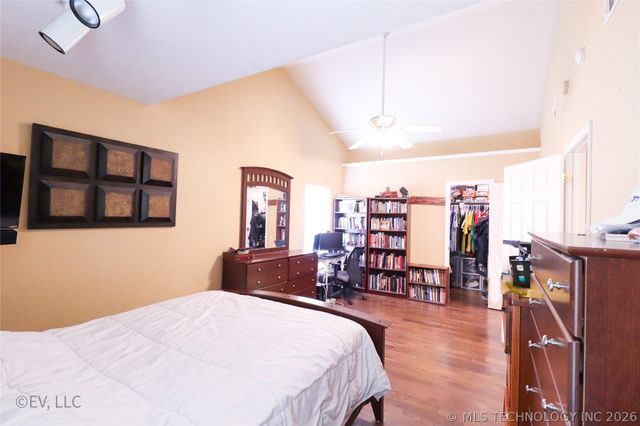 8951 Hilltop Road, Beggs, OK 74421
