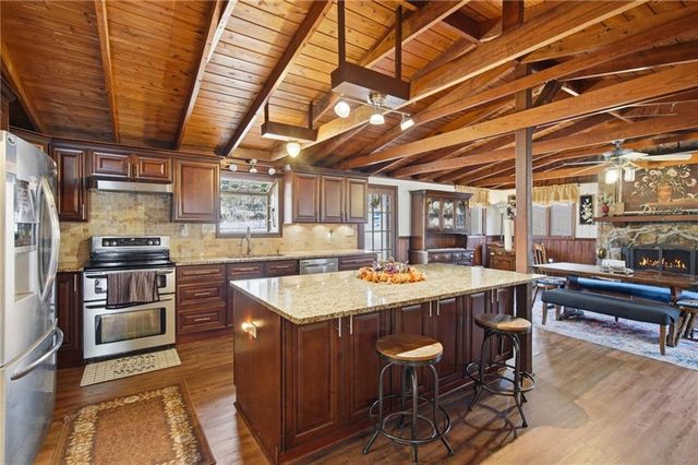 6010 Pilgrim Point Circle, Cumming, GA 30041