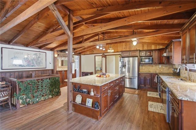 6010 Pilgrim Point Circle, Cumming, GA 30041