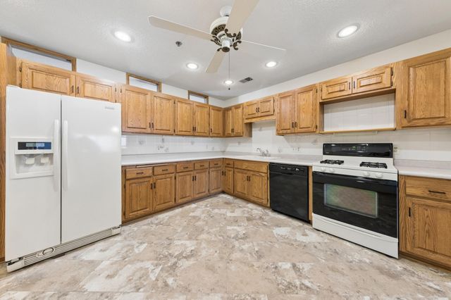 8121 34th Avenue S 206, Bloomington, MN 55425
