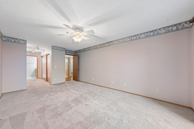 8121 34th Avenue S 206, Bloomington, MN 55425