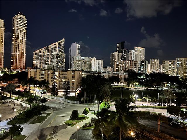 17800 N Bay Road 803, Sunny Isles Beach, FL 33160