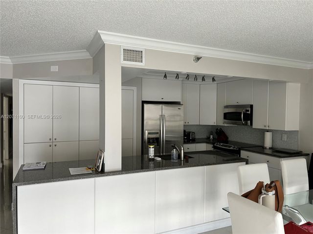 17800 N Bay Road 803, Sunny Isles Beach, FL 33160