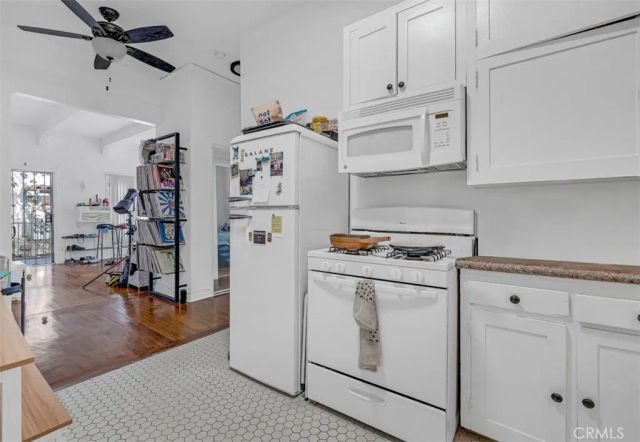 534 S Coronado, Los Angeles, CA 90057