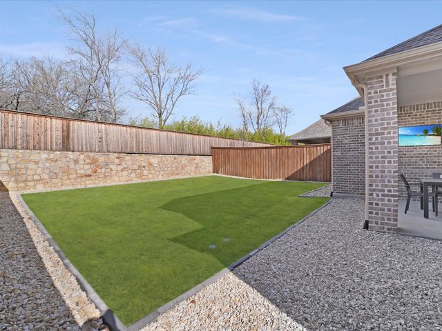 321 Fulton Street, Oak Point, TX 75068