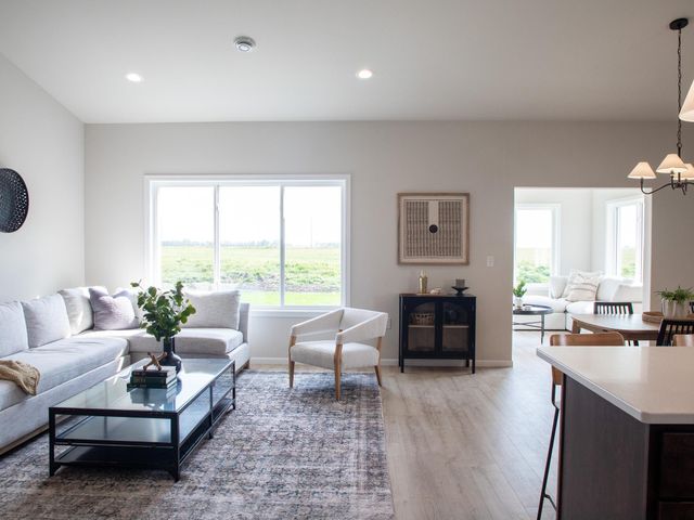 2952 74th Avenue S, Fargo, ND 58104