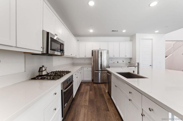 31129 Quarter Horse Way, Menifee, CA 92584