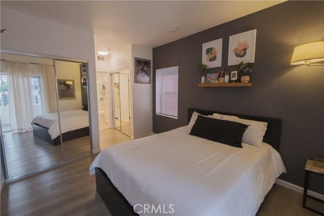 838 Pine Ave 102, Long Beach, CA 90813