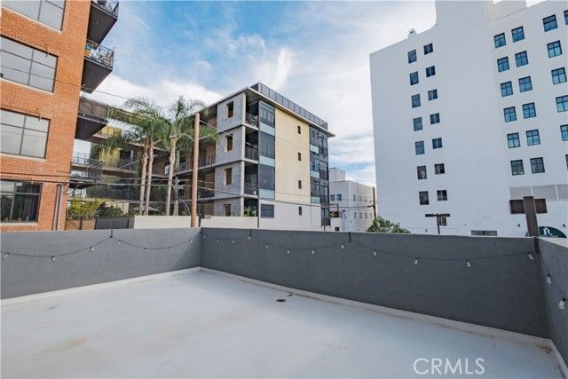 838 Pine Ave 102, Long Beach, CA 90813