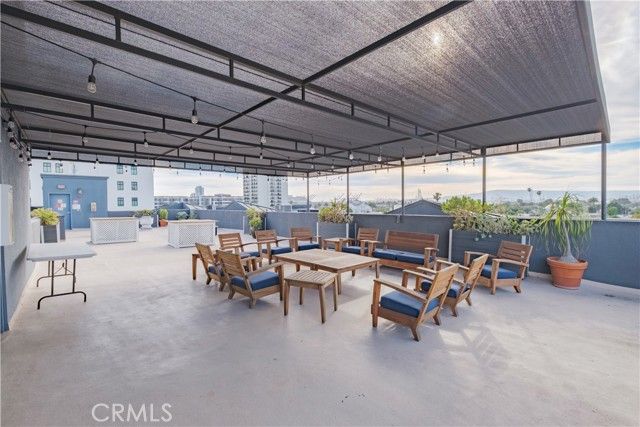 838 Pine Ave 102, Long Beach, CA 90813