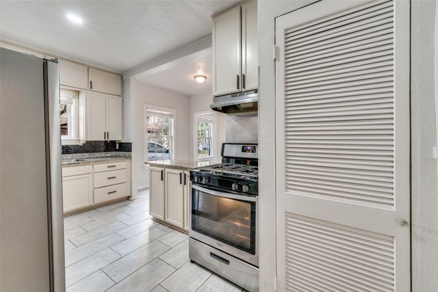 4315 Gilbert Avenue A, Dallas, TX 75219