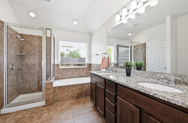 303 Limerick RD, Buda, TX 78610