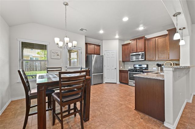 303 Limerick RD, Buda, TX 78610