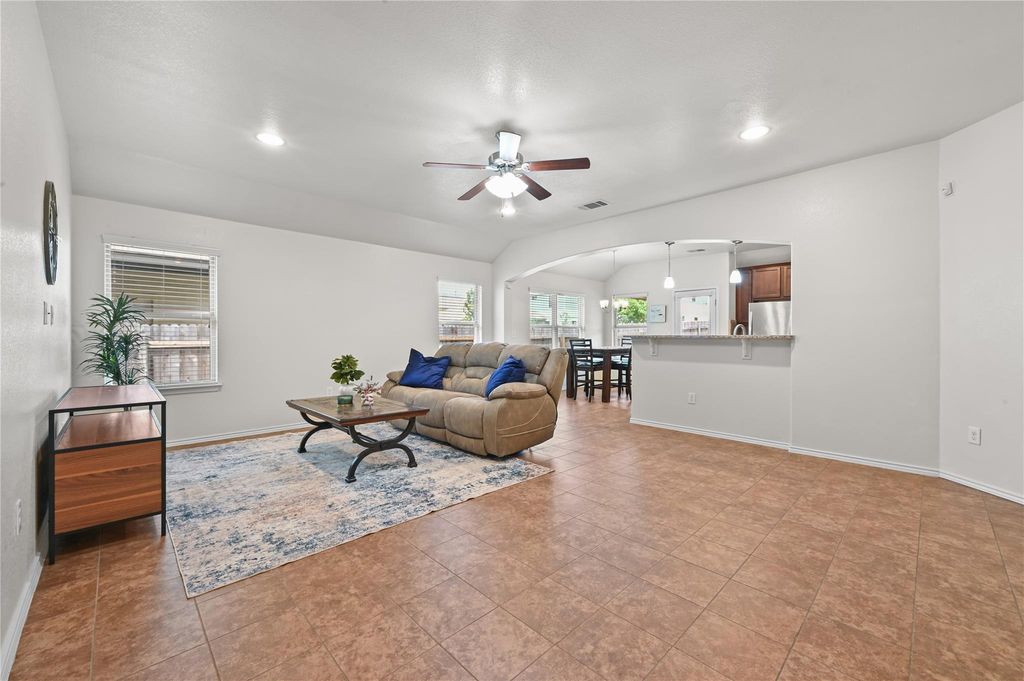 303 Limerick RD, Buda, TX 78610