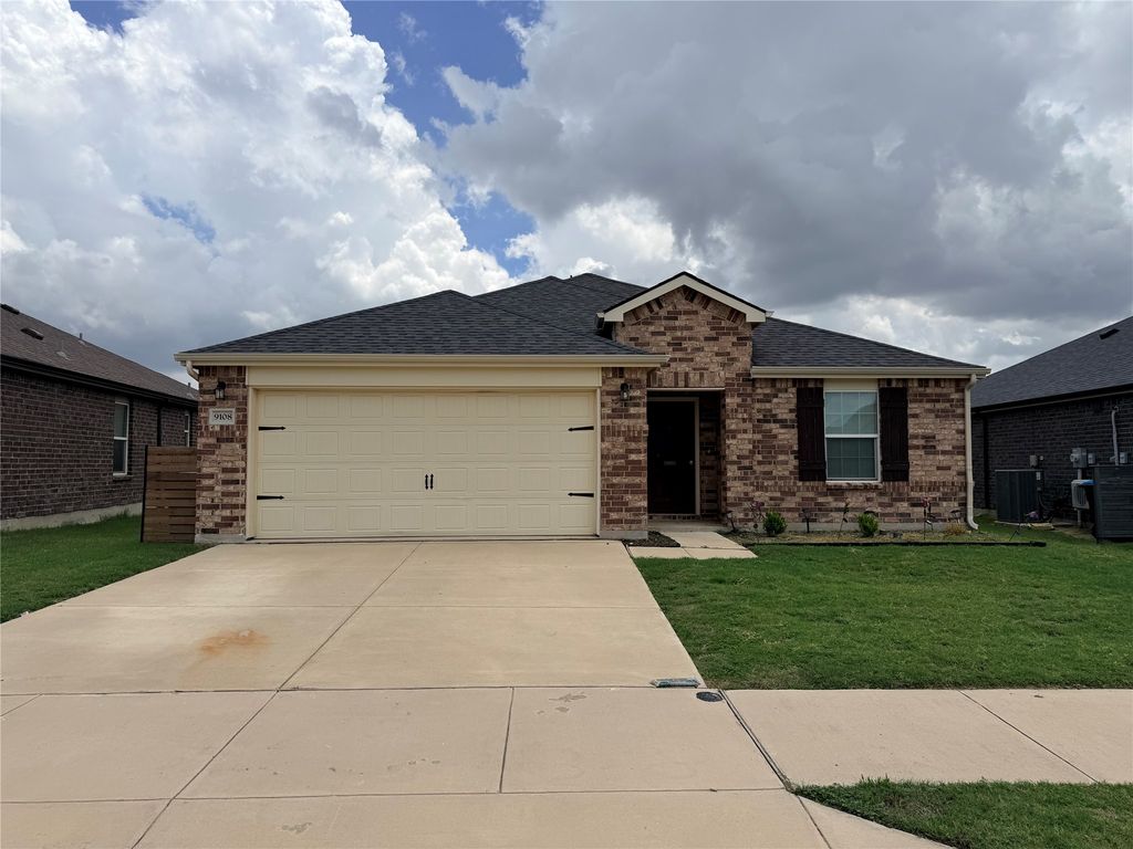 9108 Lookout Point, Fort Worth, TX 76179