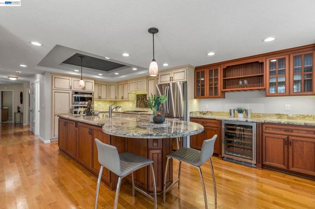 5982 Post Oak Cir, San Jose, CA 95120