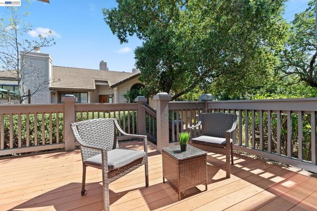 5982 Post Oak Cir, San Jose, CA 95120