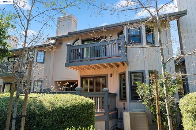 5982 Post Oak Cir, San Jose, CA 95120