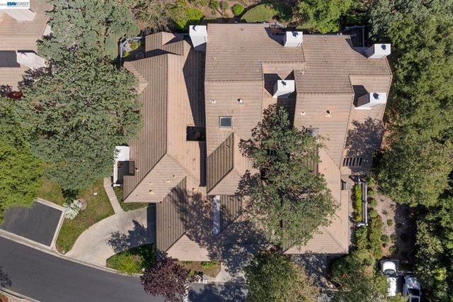 5982 Post Oak Cir, San Jose, CA 95120