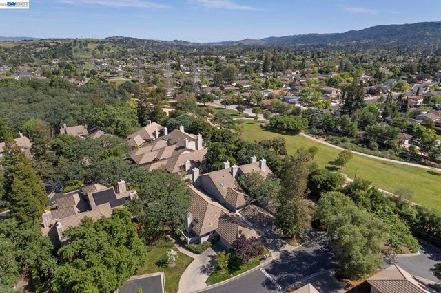 5982 Post Oak Cir, San Jose, CA 95120