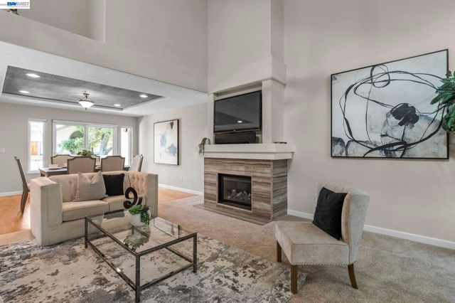 5982 Post Oak Cir, San Jose, CA 95120